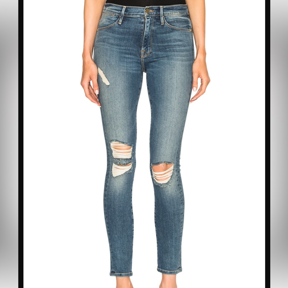 Frame Le High Skinny distressed jeans in the color “navy yard”. Size 24